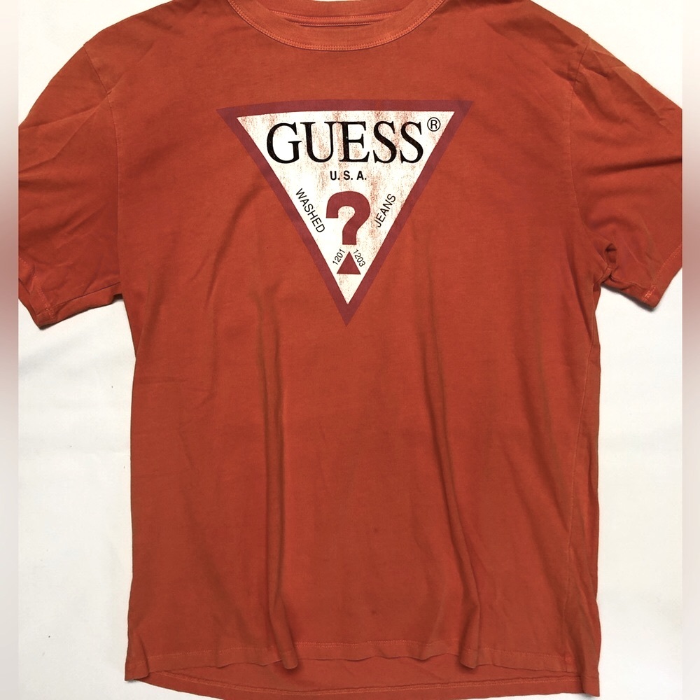 VINTAGE GUESS T-SHIRT